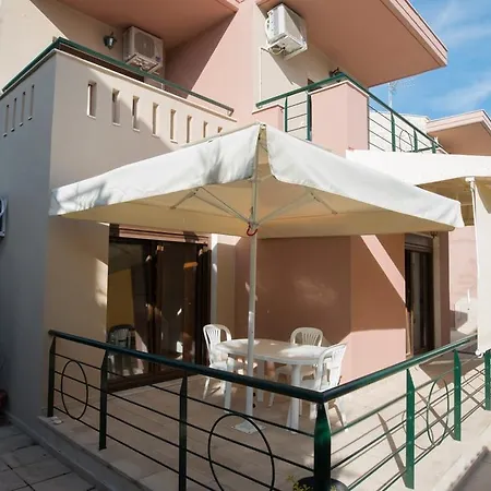 Apartment Bouganvillia Homes