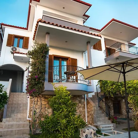 Bouganvillia Homes Nikiti (Sithonia)